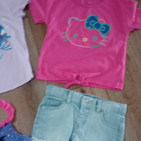 Colorful Kids Clothing Set - Picture 4 of 10